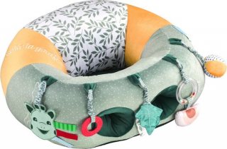 Sophie de giraf Baby Seat & Play - Babystoel met activiteiten - Baby speelgoed - Kraamcadeau - Babyshower cadeau - Vanaf 3 maanden - 27 x 55 x 50 cm